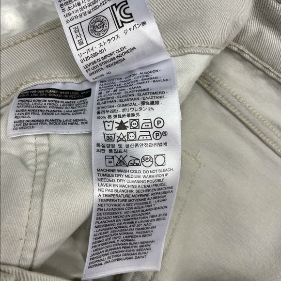 LEVIS, Denim, Grey, Size 36W X 32L - Picture 5 of 9